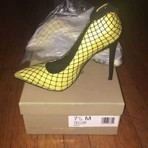 PrivilegedShoes Yellow Nana 7.5